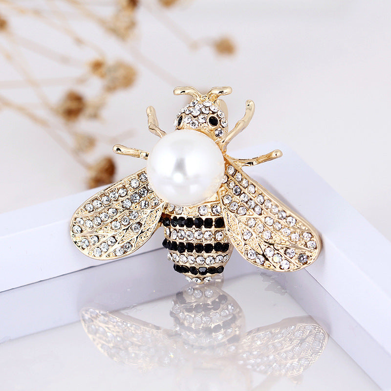 Korean Style 3D Eco-Friendly Alloy Pearl Full-Rhinestone Insect Bee Brooch Pin - Women's Fashion Lapel Accessory - Image 2