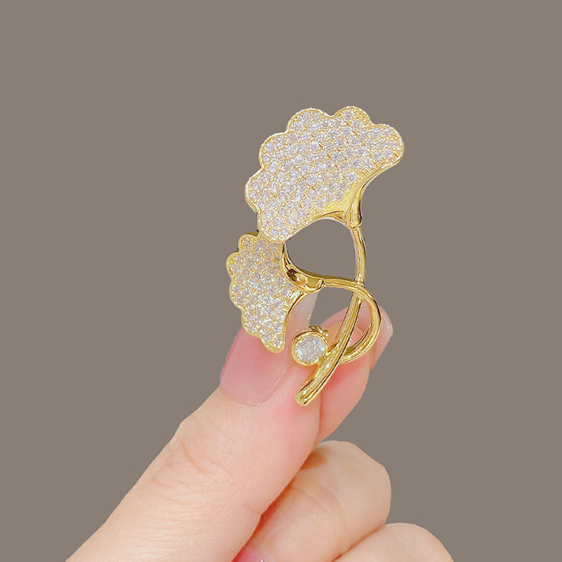 Elegant Anti-slip Brooch Pin – Minimalist Luxury Chest Clip For Women, Discreet Wardrobe Security Pin, Small Chic Decorative Brooch To Prevent Gaping, Premium Quality & Unique Design - Image 84