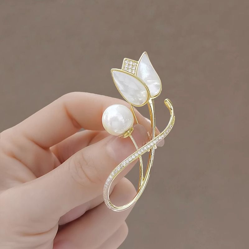 Elegant Anti-slip Brooch Pin – Minimalist Luxury Chest Clip For Women, Discreet Wardrobe Security Pin, Small Chic Decorative Brooch To Prevent Gaping, Premium Quality & Unique Design - Image 98