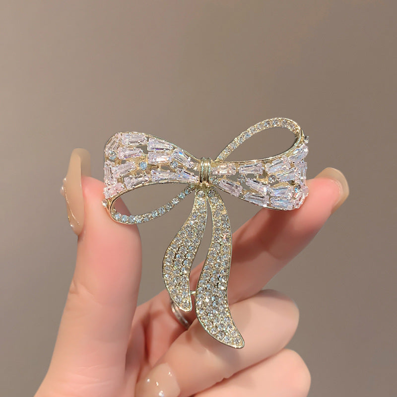 Elegant Anti-slip Brooch Pin – Minimalist Luxury Chest Clip For Women, Discreet Wardrobe Security Pin, Small Chic Decorative Brooch To Prevent Gaping, Premium Quality & Unique Design - Image 80