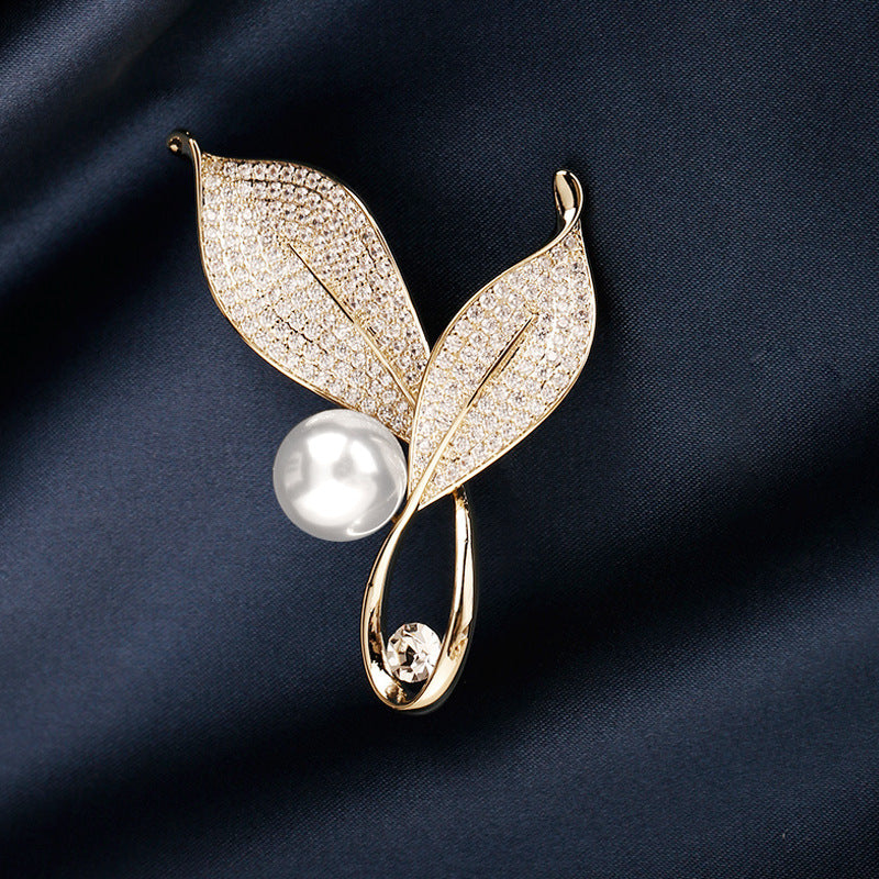 Elegant Anti-slip Brooch Pin – Minimalist Luxury Chest Clip For Women, Discreet Wardrobe Security Pin, Small Chic Decorative Brooch To Prevent Gaping, Premium Quality & Unique Design - Image 89
