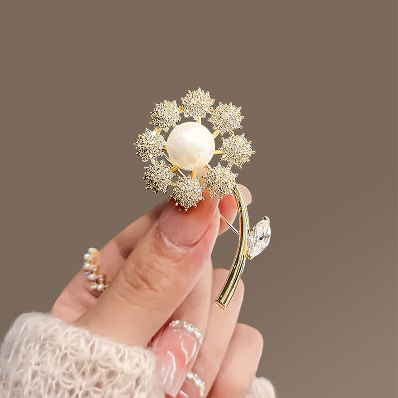 Elegant Anti-slip Brooch Pin – Minimalist Luxury Chest Clip For Women, Discreet Wardrobe Security Pin, Small Chic Decorative Brooch To Prevent Gaping, Premium Quality & Unique Design - Image 85
