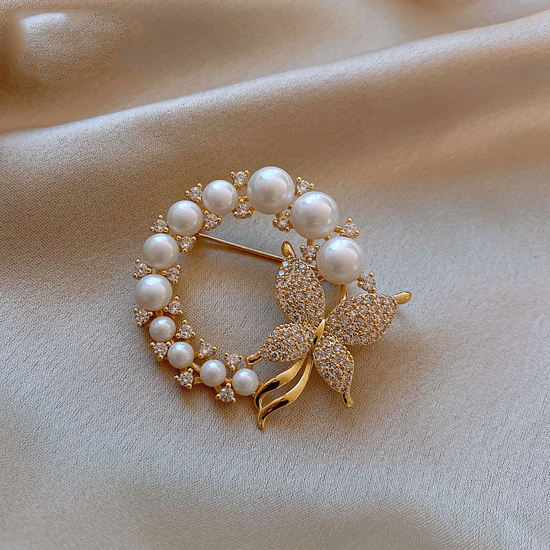 Elegant Anti-slip Brooch Pin – Minimalist Luxury Chest Clip For Women, Discreet Wardrobe Security Pin, Small Chic Decorative Brooch To Prevent Gaping, Premium Quality & Unique Design - Image 10