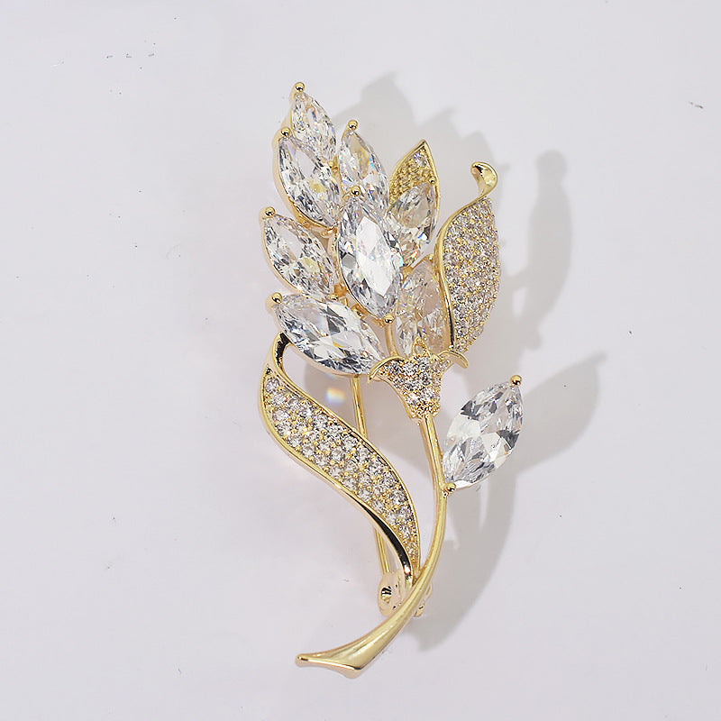 Elegant Anti-slip Brooch Pin – Minimalist Luxury Chest Clip For Women, Discreet Wardrobe Security Pin, Small Chic Decorative Brooch To Prevent Gaping, Premium Quality & Unique Design - Image 66